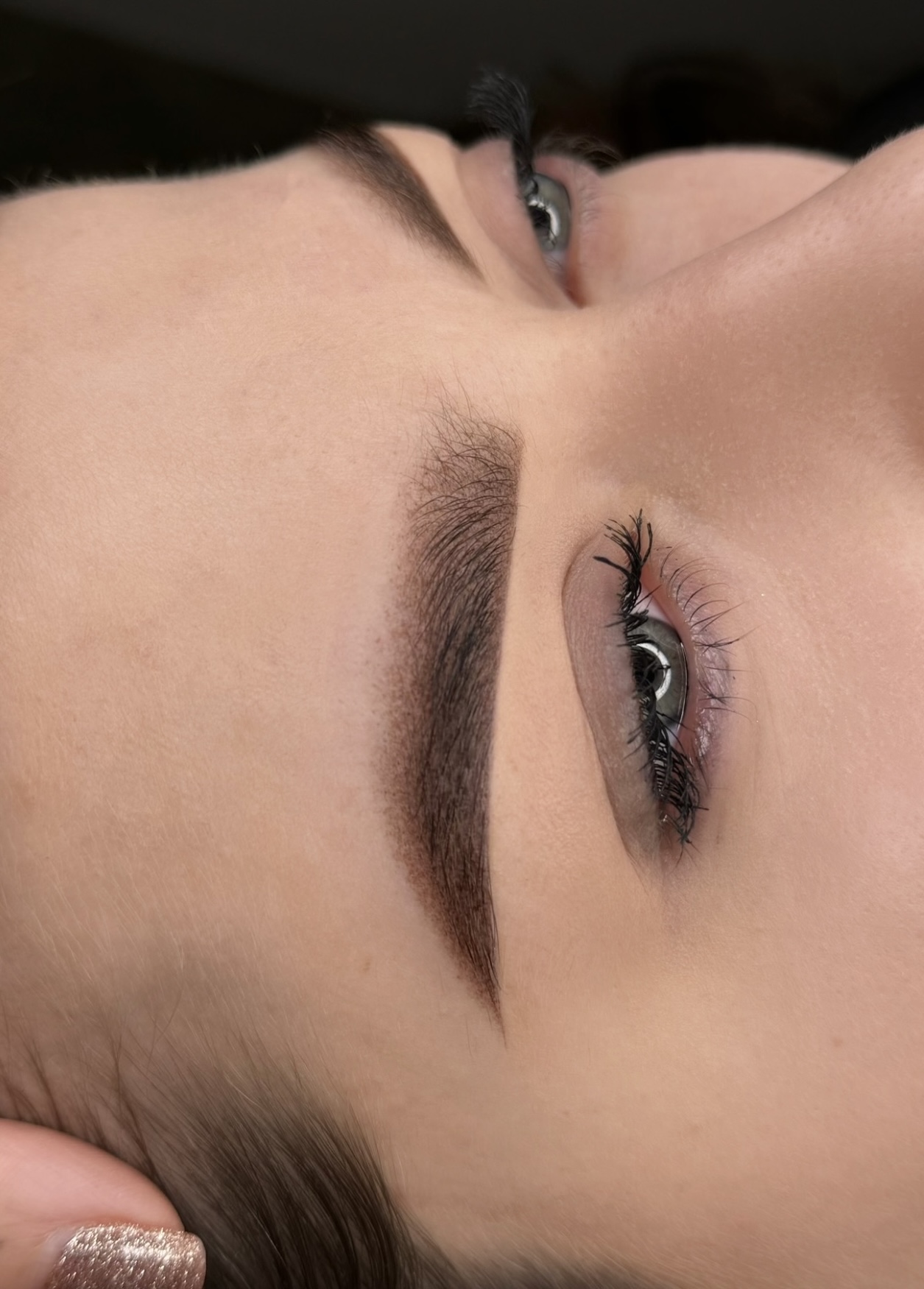 Defined powder brow result